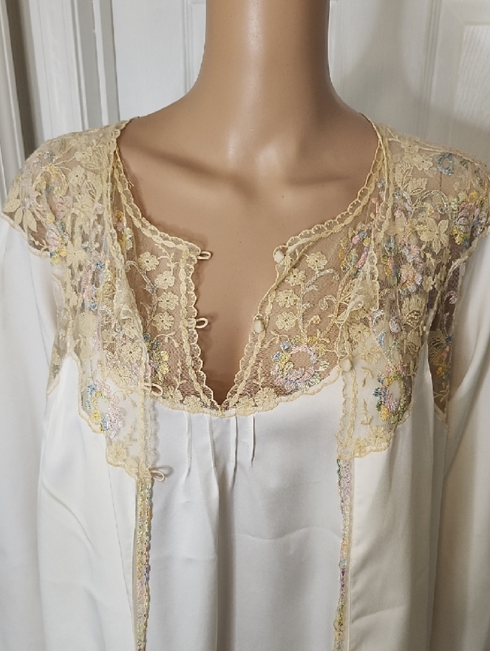 Christian Dior Lenceria Vintage White  Nightgown/Robe Set With Lace - Picture 3 of 16